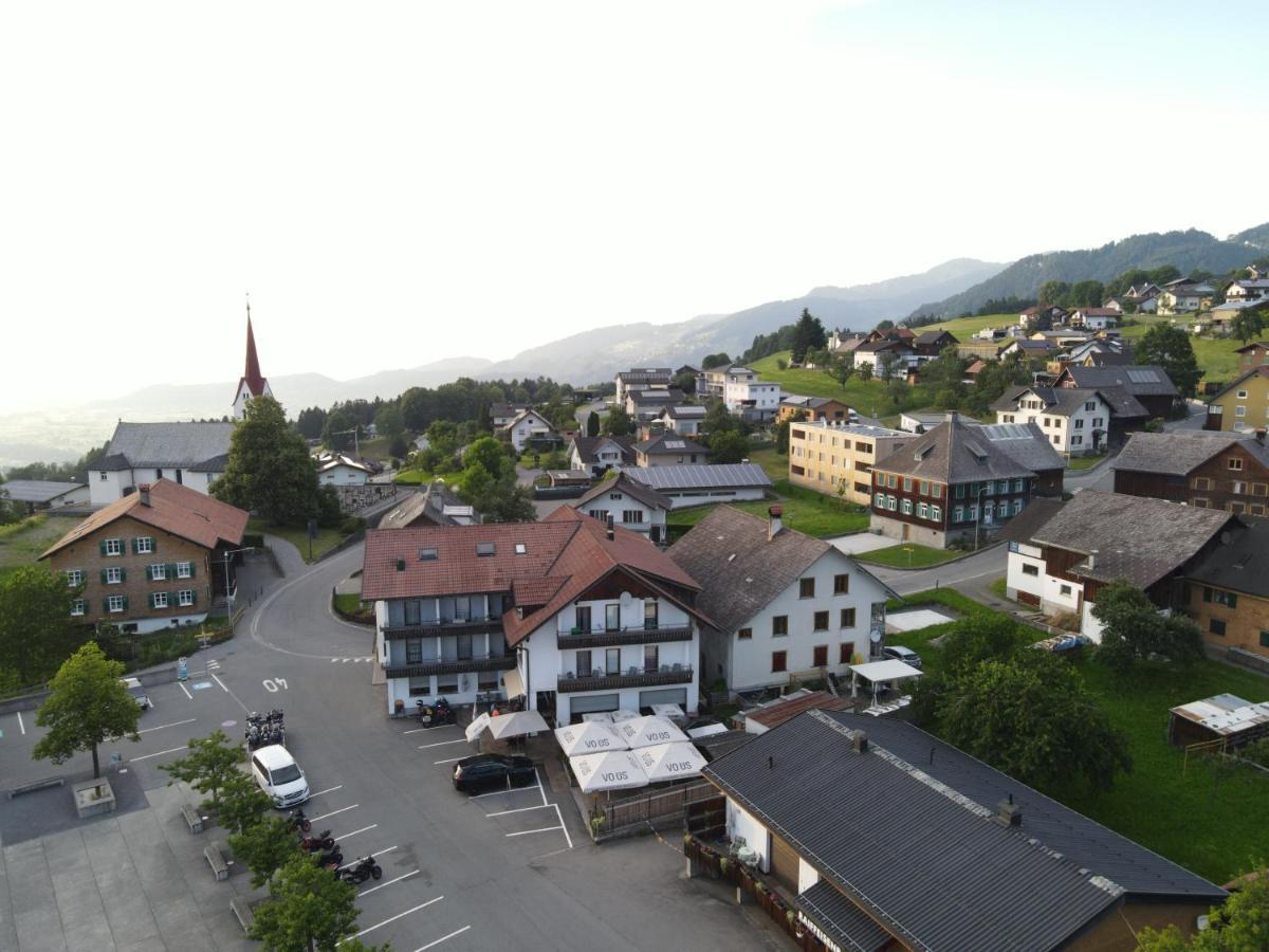 Gasthaus Krone Ubersaxen Екстериор снимка